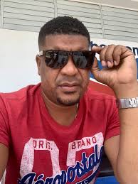 Manuel Almonte Mota (@MotaAlmonte)