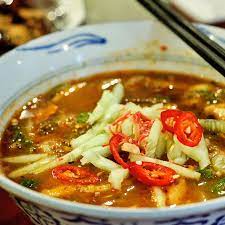 A bowl of curry laksa can only deliciously shine with the use a spoon to scoop out all the goodness. 10 Shiok Laksa In Kuala Lumpur You Must Try Today