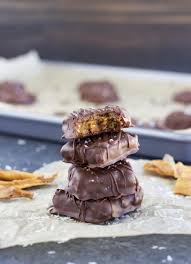 Proud to have been serving the vegan community for 20+ years! Skip The Store Bought Candy Make Your Own Vegan Chocolate Mango Candy Tropical Bites Of H Vegan Chocolate Healthy Dessert Recipes Easy Healthy Desserts Easy
