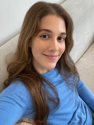 Me levantaré ya disponible en todas las plataformas digitales. ¿Te has  sentido pequeño ante circunstancias que parecen difíciles, donde has hecho  lo posible para sacar adelante una relación, un trabajo, tu economía,