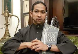 Yusuf azmi yang tampil berserban setiap kali memperjuangkan nasib pengguna tertindas, adalah pengarah unit tindakan khas (utk) persatuan pengguna islam malaysia (ppim). Yusuf Azmi Bukan Lagi Bersama Ppim Yayasan Dakwah Islamiah Malaysia
