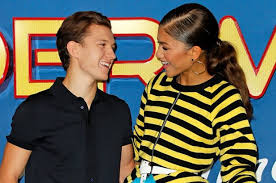 Yesterday, spiderman actor tom holland was seen leaving his rumored girlfriend zendaya's house. Tom Holland Charmed Zendaya S Parents Page Six