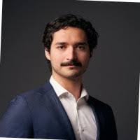 Erik Bosque's Instagram, Twitter & Facebook