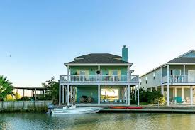 Beachfront Bargains In Texas Beach Houses For Sale Texas Beach House Beachfront Homes For Sale