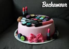 Die Susse Seite Mac Torte Zum 20 Geburtstag Mac Torte Make Up Kuchen Mac Kuchen