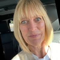 Kristin Healy's Instagram, Twitter & Facebook