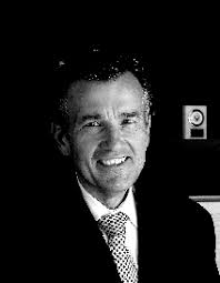 SENATOD JON KyL ADDDESSES GDADUATES