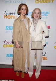 Since then, paulson and taylor have been vocal about their love for one another. Happy Together Sarah Paulson 43 And Girlfriend Holland Taylor 75 Were Snapped At Ucla Sarah Paulson Holland Taylor Sarah