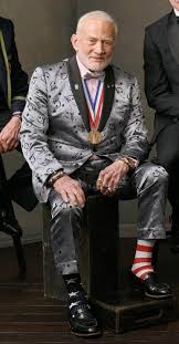 .buzz aldrin, who piloted apollo 11 and was only the second human being to set foot on the moon, told rt at the starmus festival in tenerife, spain, that a mission to mars now would be the best way. Happy Birthday To The Legendary Buzz Aldrin He Turns 91 Today Nasa