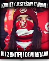 Kolorystyka opakowania nawiązuje do barw. Kibole Lks U I Widzewa Posluchali Jaroslawa Kaczynskiego Beda Bronic Kosciolow Przed Lewactwem