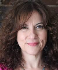 Deidre Diamond's Instagram, Twitter & Facebook