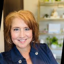 Women's public speaking club launches in Roanoke