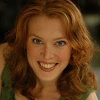 Elisa Van's Instagram, Twitter & Facebook