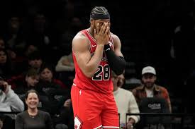 Bulls drop fifth straight as the negativity still hovers over franchise