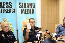 Cara membuat lesen memandu / driving license malaysia. Lesen Memandu Negara Asing Boleh Ditukar Mulai Esok Funtasticko Net