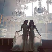 Jennie And Her Twin Wedding Dresses Jennie Kim Blackpink Wedding