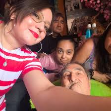 Bien hecho!!! Enséñale quién manda >:v/ Jajaja bueno hice este dibujo  porque se me ocurrió algo bien Perron!! Se imaginan que en un episodio lila  este molestando o insultando a marinette, y