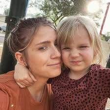 Perfect Photography ❤️ I need 100 Hi for This Cat🥺