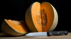 Tabelle wurden zunächst die nährwerte der einzelnen wie viele kalorien hat eine portion dönerfleisch? Multitalent Melone Kann Ich Die Kerne Eigentlich Mitessen Leben Wissen Bild De