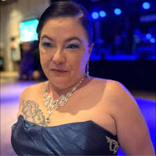 Where to find a fridge or freezer box for a Barbie Photo Booth?