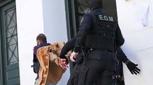 Στολισμοσ βαπτισησ αγορι τριανταφυλλοσ σιελ λευκό στην εκκλησία ο στολισμός βάπτισης με θέμα τριαντάφυλλος για αγόρια περιλαμβάνει: Biasmos 11xronhs Trexontas Mphke Ston Anakrith O Proponhths Istioploias Irafina
