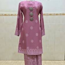 Forest green baju kurung pahang. 40 Koleski Terbaik Baju Kurung Moden Kain Songket 2018 Lamaz Morradean