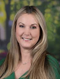 Kris Starling's Instagram, Twitter & Facebook