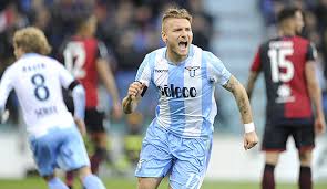 Immobile adjective someone or something that is immobile is completely still. Ex Bvb Sturmer Ciro Immobile Bei Lazio Jurgen Klopp Hatte Recht