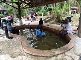 Tingkat keparahan luka bakar akibat tersiram air panas sendiri bisa beragam. Dunia Anakku Ada Apa Di Kolam Air Panas Sungai Klah Sungkai