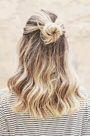 So we found 10 various types of hairstyles that you can create in 5 minutes. 18 Easy Quick Hairstyles For Busy Mornings Medium Hair Styles Cute Medium Length Hairstyles Hair Styles