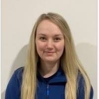 100+ perfiles de «Annesley»