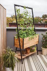 Cedar Planter Box Frame And 2 Covers Kit 2x8 Gardener S Supply Planter Box With Trellis Diy Trellis Planter Trellis