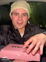 Tasting Crumbl Cookies: Review of This Week's Crunchy ASMR Favorites