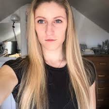 Nicole Conlin's Instagram, Twitter & Facebook