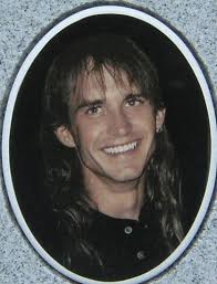 Kyle Ray McKinney (1971-2009)