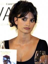 Yeah, that's just the icing on the cake. Image Result For Penelope Cruz Bangs Penelope Cruz Makeup Penelope Cruz Hairstyles With Bangs