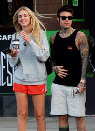 Chiara ferragni weds her italian beau, artist and producer fedez (federico leonardo lucia) in noto, sicily. Chiara Ferragni And Fedez Out For Lunch At Joans On Third In Los Angeles 04 25 2017 Hawtcelebs