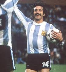 Instead, he picked two other strikers; Leopoldo Luque Una Cita Con Un Verdadero Campeon Mundial El Observatodo Cl Noticias De La Serena Y Coquimbo
