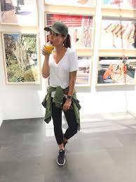 Baseball Caps Are Now Fashion And We Re Ready To Play Athleisure Outfits Outfits With Leggings Sporty Outfits