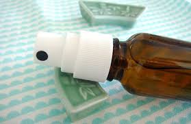 Recette Spray Cosmetique Stop Piqures Repousser Les Moustiques Cosmetique Broderie Et Couture