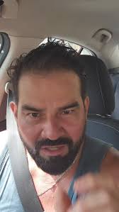 Apoyar y compartir algo de amor a personas que estan pasando por un momento  dificil #Amor #Solidarios #Ayuda