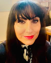 Joanna Ballard- Ballard Singing School, Performing Arts Coach, Entertainer 