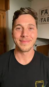 Oh hey, this is Pauly Walnuts.., #selftan #selftanner #selftanning  #sunlesstan #sunlesstanning #fortheboys #thebroglo