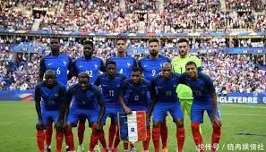法國足球甲級聯賽（法語：championnat de france de football ligue 1，法語簡稱 ligue 1 ，中文簡稱「法甲」）是法國頂級足球聯賽，由法國足球總會（fédération française de football）所組織。 æ³•å›½è¶³çƒé˜Ÿé»'åŽ‹åŽ‹ä¸€ç‰‡ é»'äººçƒå'˜å äº†å¤šæ•° å¥³å‹ä»¬éƒ½æ˜¯ç™½äººç¾Žå¥³ å¿«èµ„è®¯