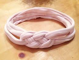 More Creative Ways To Recycle Old T Shirts T Shirt Bracelet Recycled T Shirts Old T Shirts