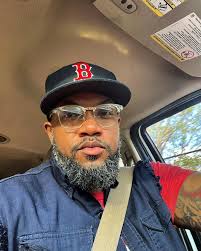 Cliff Latham's Instagram, Twitter & Facebook