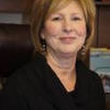 Sandy Bray's Instagram, Twitter & Facebook