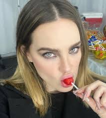 Bienvenue à Edén : les meilleures photos Instagram des acteurs de la série  Netflix