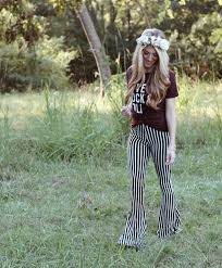 Black And White Striped Flare Pants Outfit High Waisted Bell Bottoms Black White Vertical Stripes Women S Bell Bottoms High Waisted Bell Bottoms Bell Bottom Pants Outfit White Flare Pants