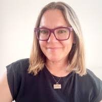 Julie Hurwitz's Instagram, Twitter & Facebook